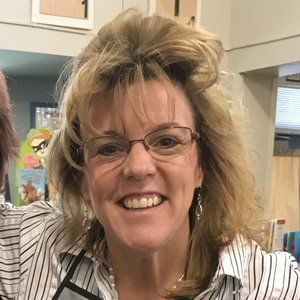 Meet your Posher, Suzanne